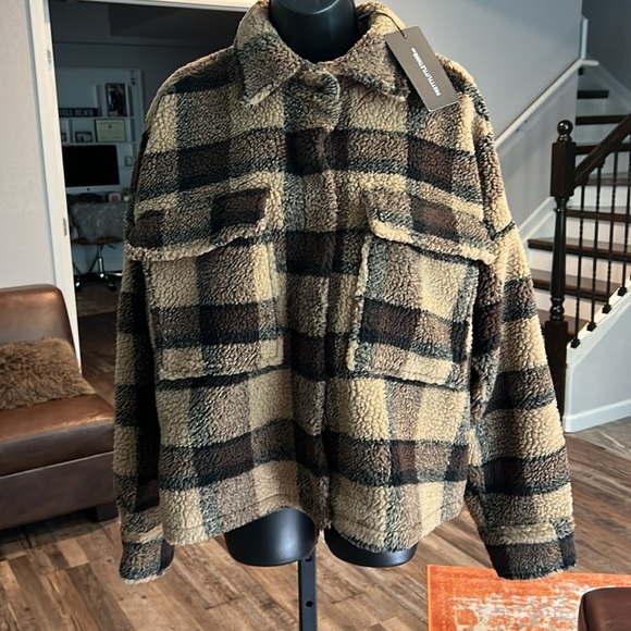 Pretty Little Thing PLUS | Size 12 | Brown - Picture 3 of 14